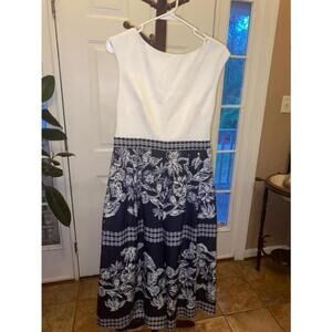 Women's Vince Camuto jumpsuit Size 10 White and black